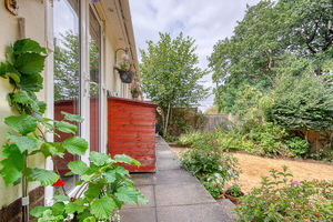 Rear External- click for photo gallery
